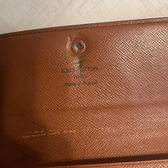 LV wallet - Picture 5 of 11
